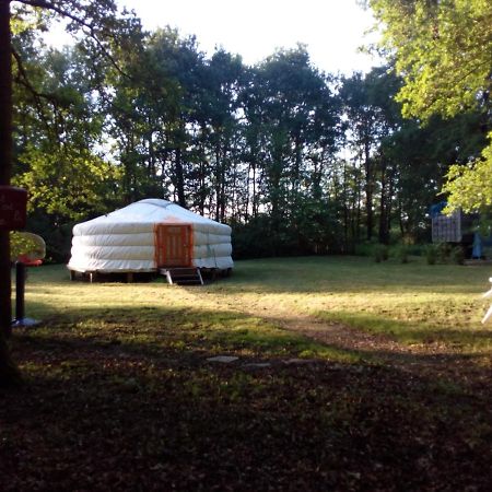Le Pre Karvain Bed & Breakfast Couddes Bagian luar foto