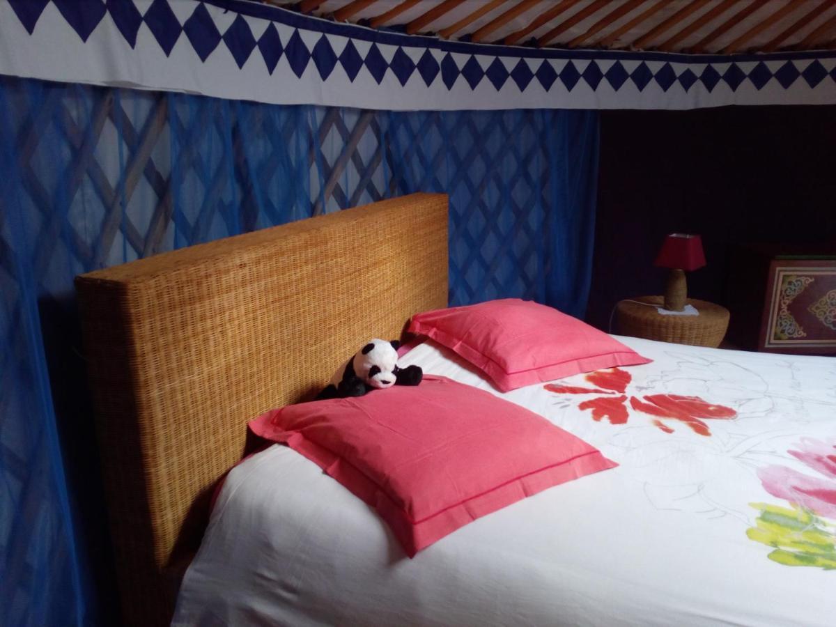 Le Pre Karvain Bed & Breakfast Couddes Bagian luar foto