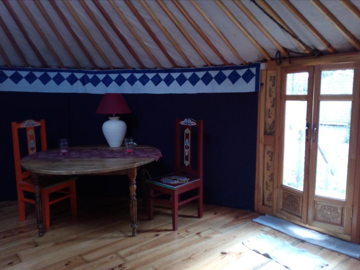 Le Pre Karvain Bed & Breakfast Couddes Bagian luar foto
