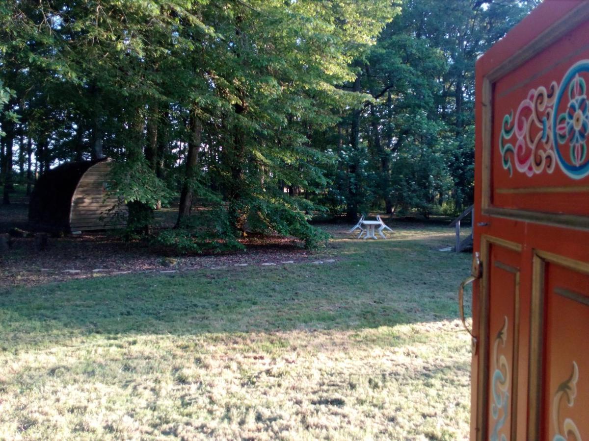 Le Pre Karvain Bed & Breakfast Couddes Bagian luar foto
