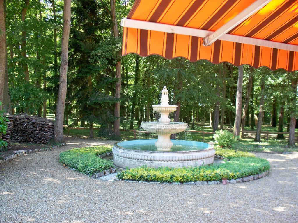 Le Pre Karvain Bed & Breakfast Couddes Bagian luar foto