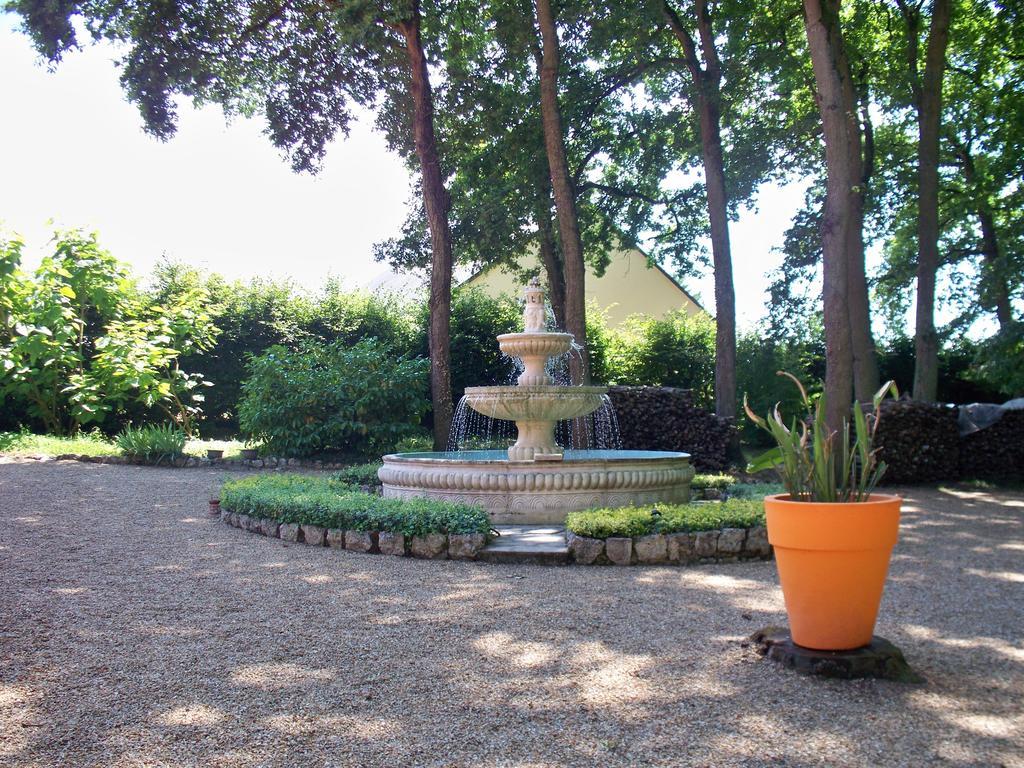 Le Pre Karvain Bed & Breakfast Couddes Bagian luar foto